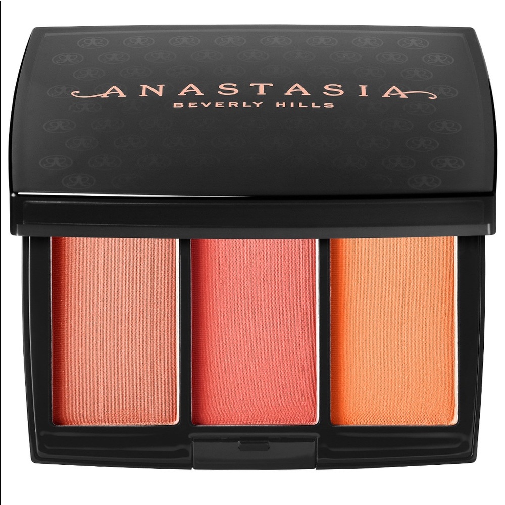 Anastasia Blush Trio